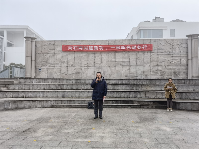 5cf909d9ed5f4d7e86fc9c0a4a4a02a0.jpg