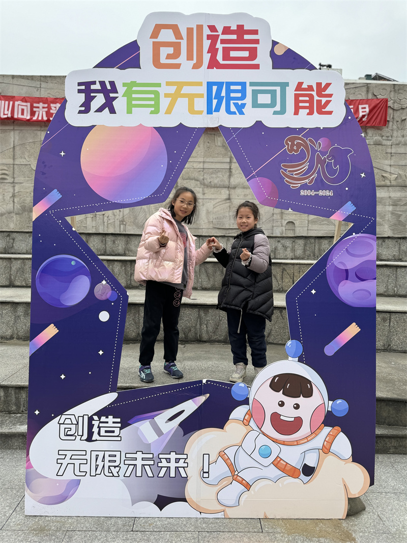 d011a50dc4f2438f8b5bbc91fb0b1bdc.jpg